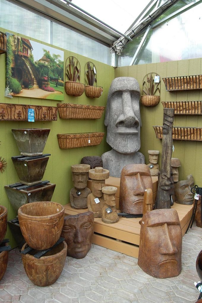 Pottery Lawn & Garden Retailer