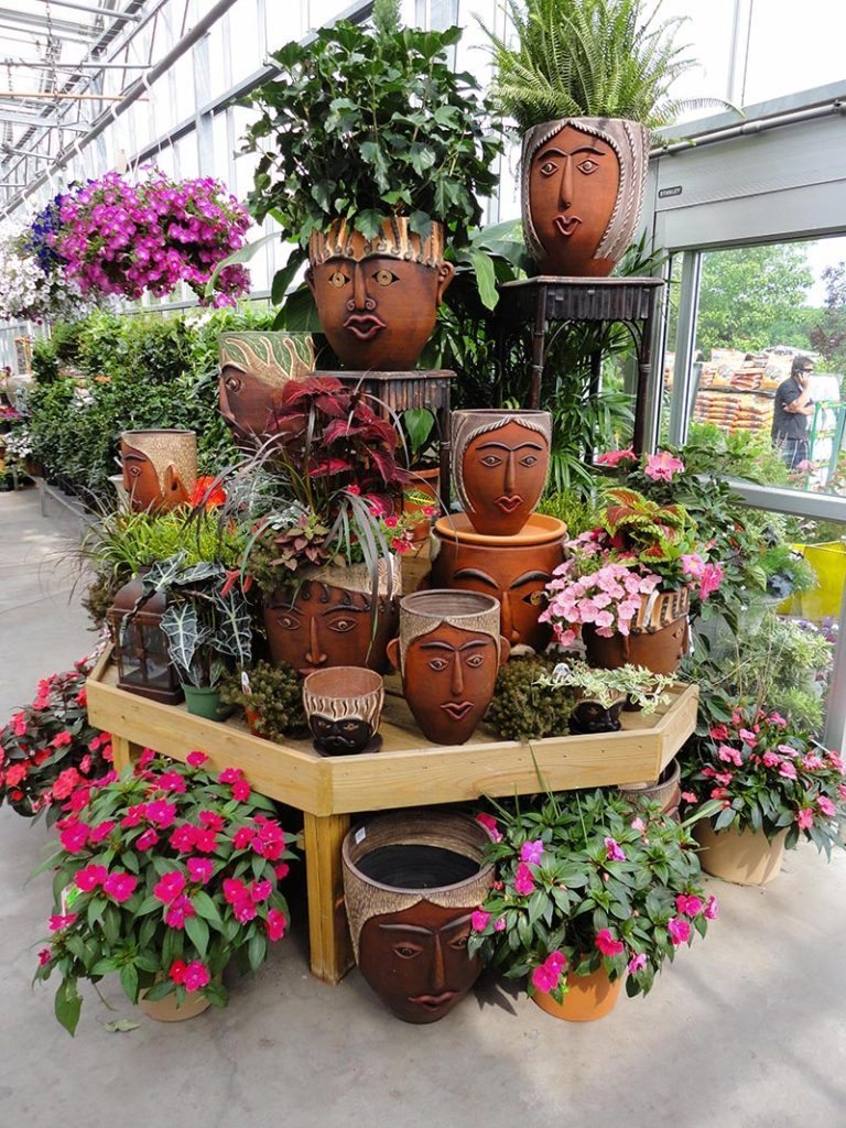 Pottery Lawn & Garden Retailer