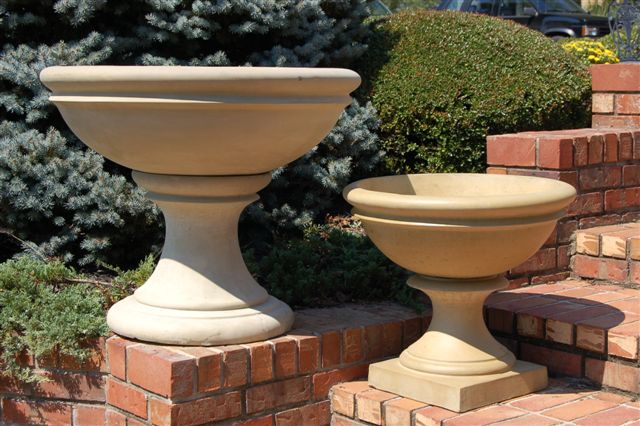 The Brookfield Co urns