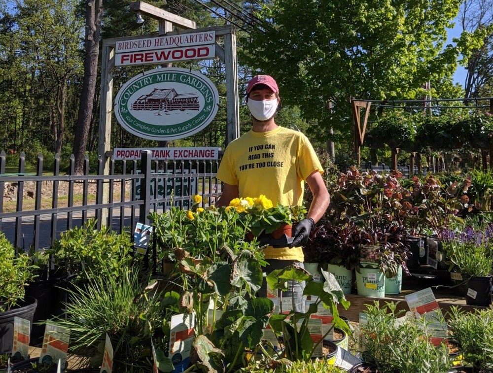 Country Mile Gardens, in Morristown, New Jersey, COVID tshirt