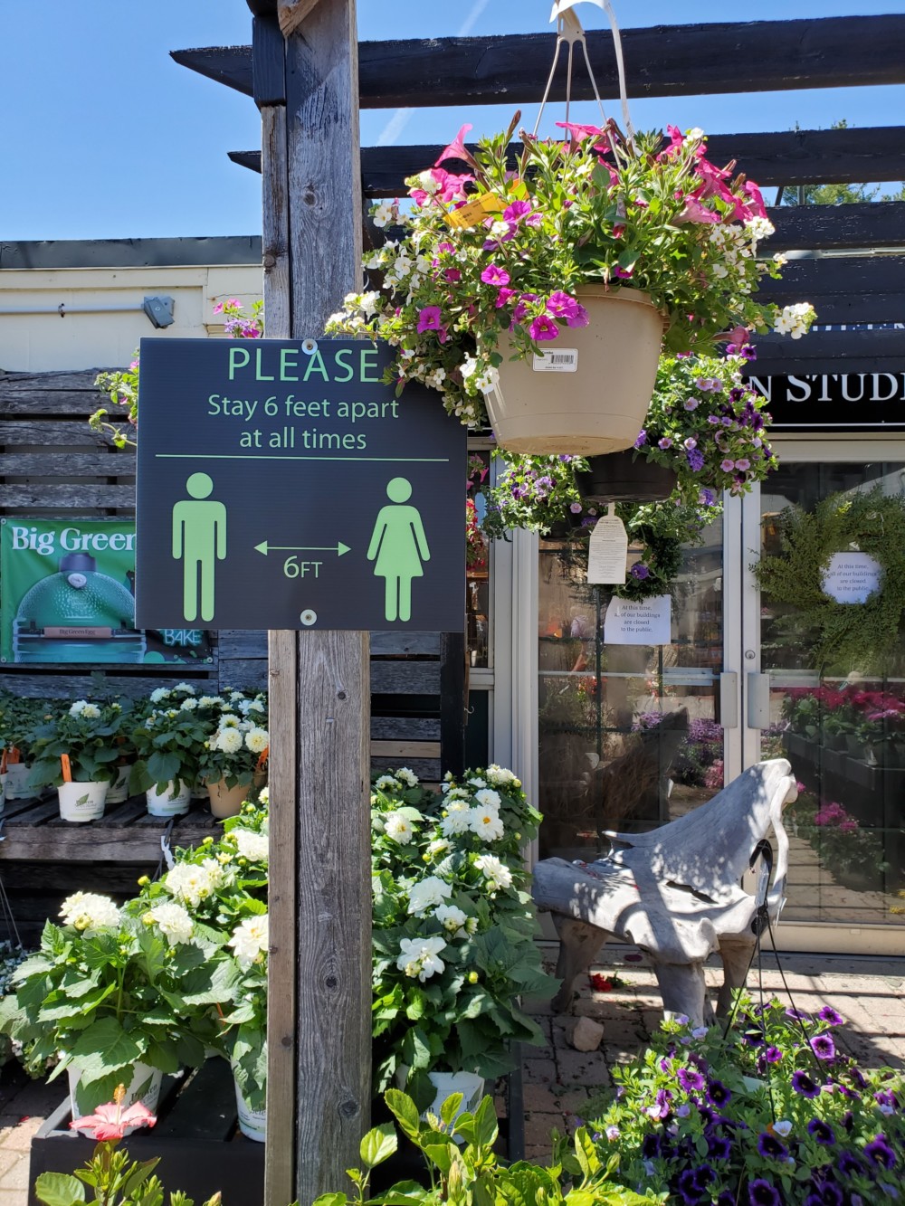  Weston Nurseries in Massachusetts social distancing sign