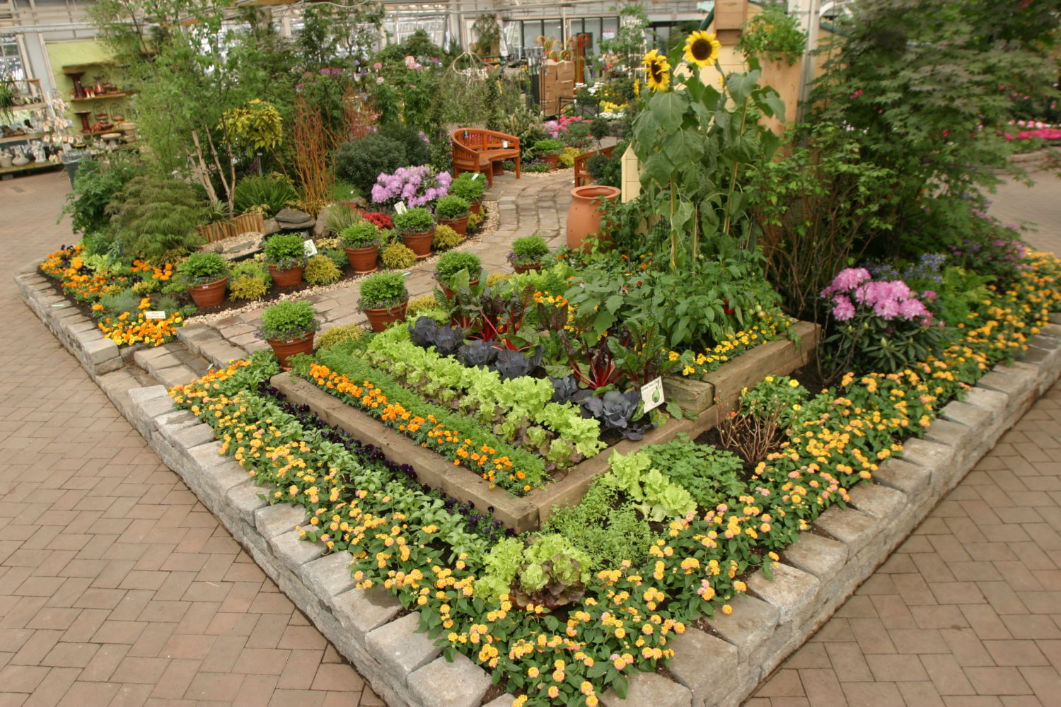 A photo of Hicks Nurseries' Flower and Garden Show in 2009.