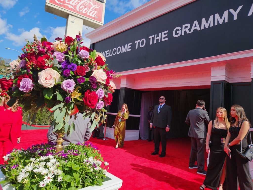 Suntory Flowers Goes to the Grammy Awards