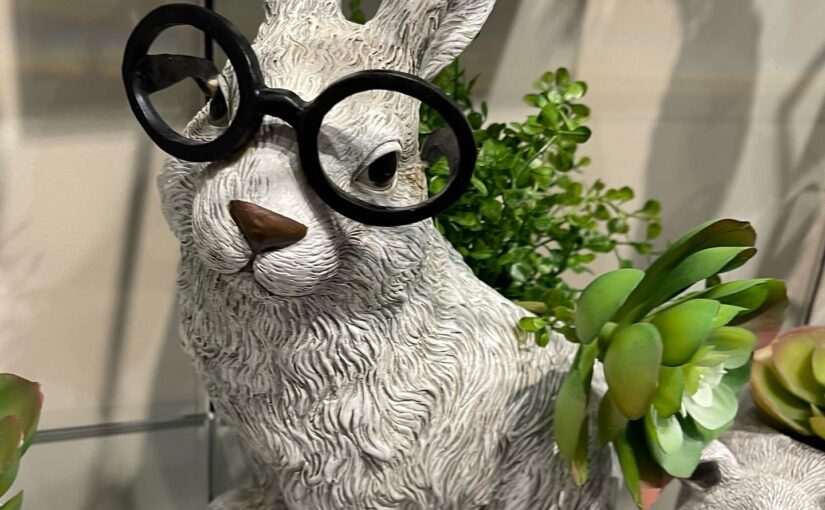 Roman Spectacles Rabbit