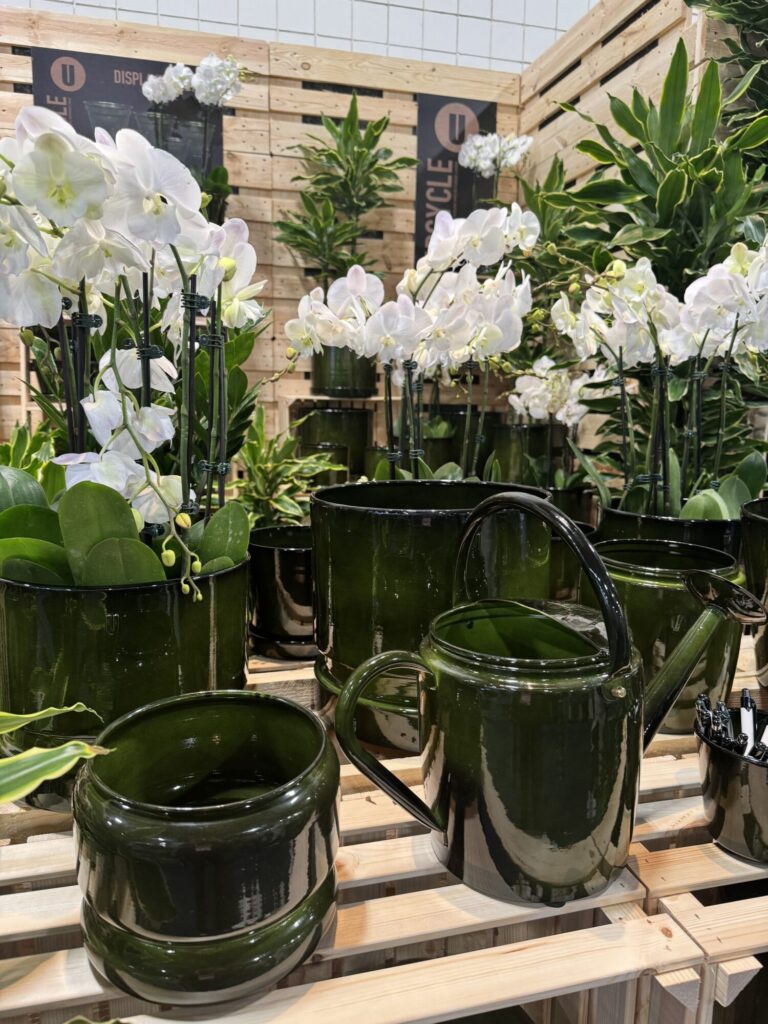 Upcycle decorative containers from Foliera garnered quite the crowds. These planters are crafted from recycled car metal, making them an eco-friendly line that is much lighter than it appears. Trendy colors are used in both matte and shiny finishes that are rust and frost resistant.