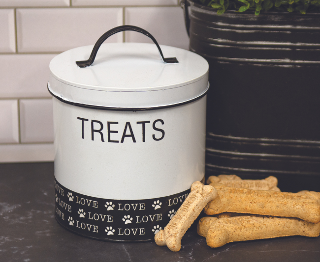 CWI Gifts_Metal Love Paw Treats Container
