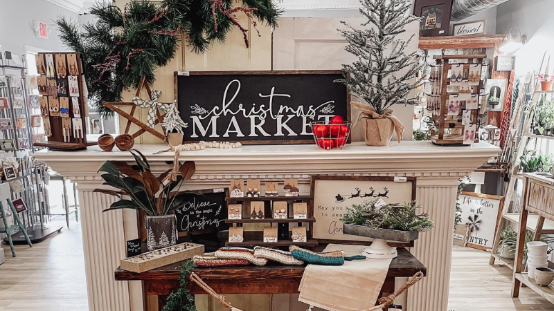 Pennsylvania retailer Fiddlestix Mercantile transforms into a magical shopping destination each holiday season.