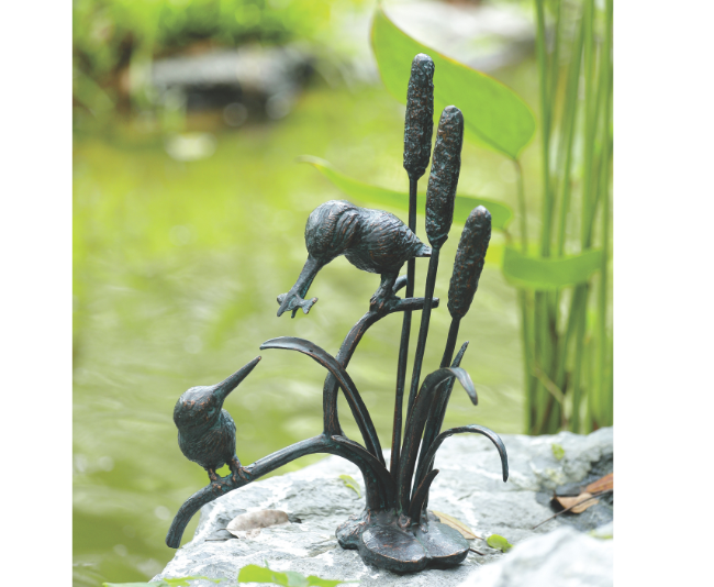 SPI_Feeding Kingfisher Couple Sculpture