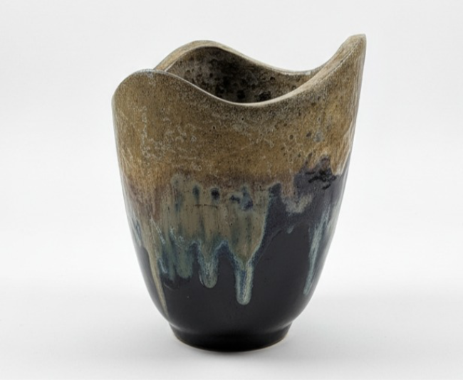 Ten Thousand Pots_AngkorBlack-Wavy-Rim-Ceramic-Planter